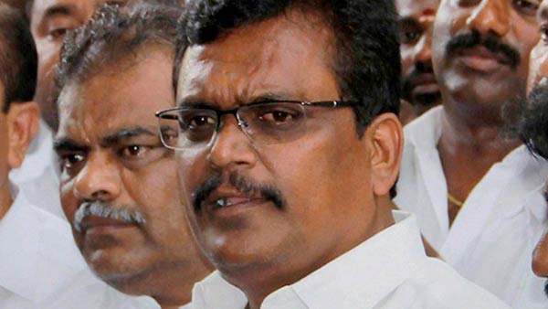 ரிலீஸ் செய்த தேனி பிரமுகர்