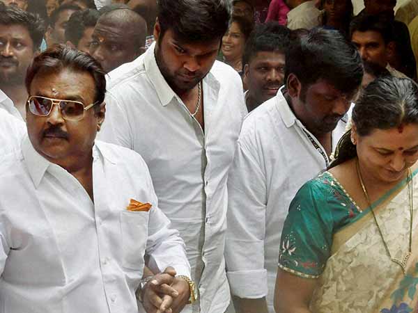 கல்லூரி மீட்கப்படும்
