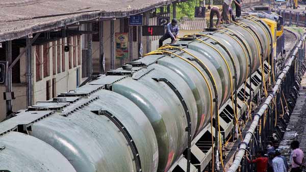 Water from Jolarpettai to Chennai will be taken by next week Water from Jolarpettai to Chennai will be taken by next week