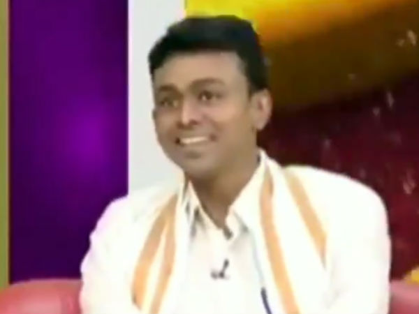 பெண் ஜோதிடர்