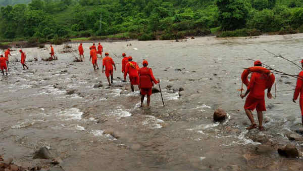 16 bodies found after Dam Breach in Ratnagiri 16 bodies found after Dam Breach in Ratnagiri