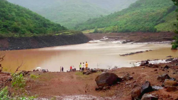 நண்டுகள் எப்படி காரணம்?