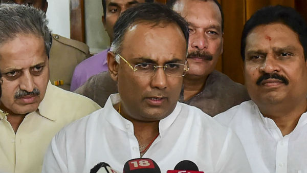 Karnataka Congress chief says Governors instruction is illegal Karnataka Congress chief says Governors instruction is illegal