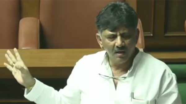 BJP, Congress workers clash in Bangalore BJP, Congress workers clash in Bangalore