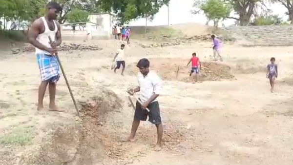மாணவர்கள்
