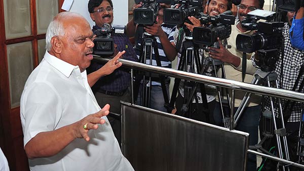 Karnataka speaker Ramesh Kumar finds suspicion among rebel MLAs Karnataka speaker Ramesh Kumar finds suspicion among rebel MLAs
