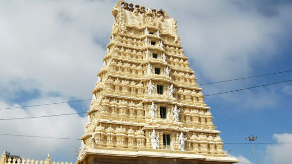 Karnataka Temple priests cant take money from devotees Karnataka Temple priests cant take money from devotees