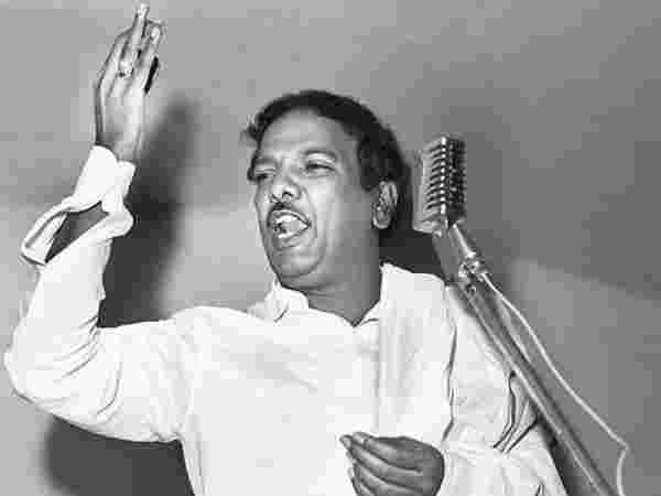 அசைக்க முடியாத ஆலமரம்