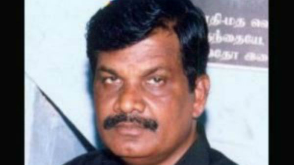 போலீசார் மீது வழக்கு