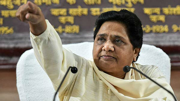Black chapter in history of democracy, says Mayawati on Karnataka crisis Black chapter in history of democracy, says Mayawati on Karnataka crisis