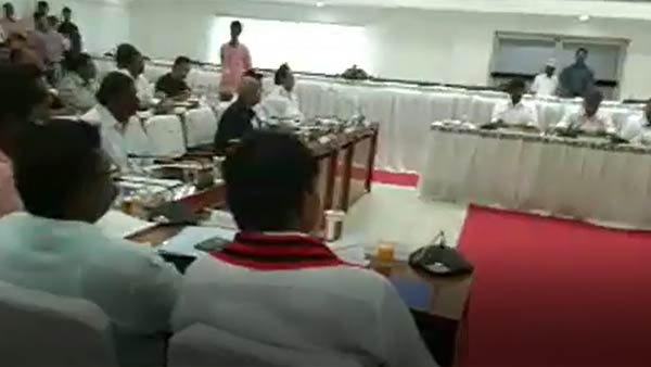 10% reservation for advanced classes. 16 parties opposed, 5 parties supported 10% reservation for advanced classes. 16 parties opposed, 5 parties supported