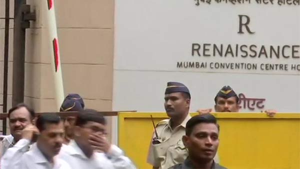 More Rebel MLAs will join Mumbai, says Ramesh Jarakiholi More Rebel MLAs will join Mumbai, says Ramesh Jarakiholi