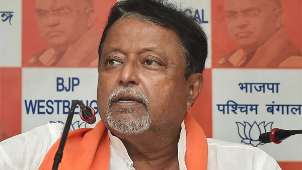 BJP became a Ring master .! 107 MLAs in West Bengal, ready to join party.. Mukul Roy BJP became a Ring master .! 107 MLAs in West Bengal, ready to join party.. Mukul Roy