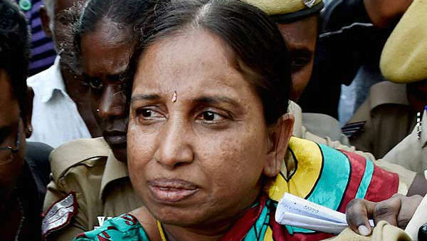 Rajiv Gandhi life convict Nalini petition adjourned by madras high court Rajiv Gandhi life convict Nalini petition adjourned by madras high court