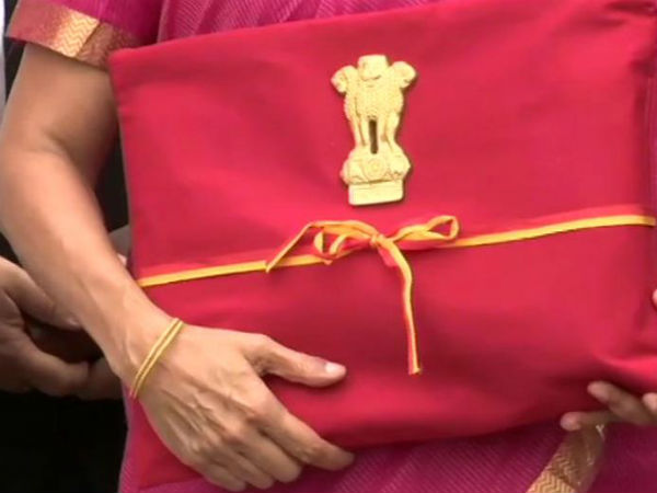 பட்ஜெட் சூட்கேஸுக்கு குட்பை சொன்ன நிர்மலா சீதாராமன்