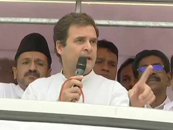 Rahul Gandhi complains of central governments dual role in farmer welfare Rahul Gandhi complains of central governments dual role in farmer welfare