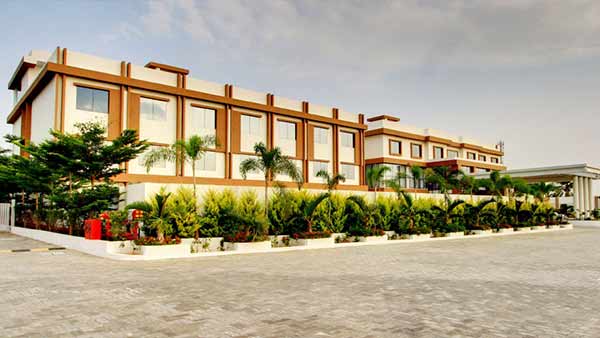 BJP MLAs to be shifted to a resort after Kumaraswamy announcement BJP MLAs to be shifted to a resort after Kumaraswamy announcement