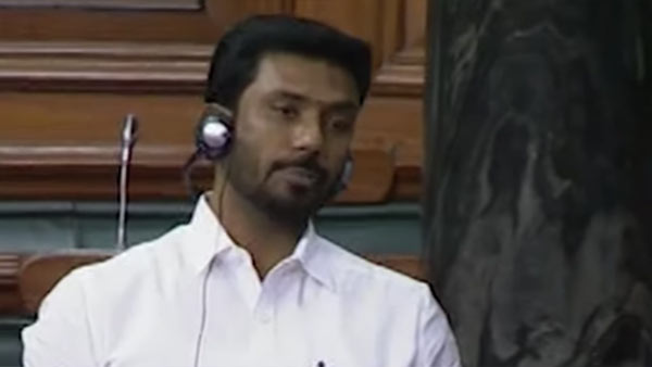 லோக்சபாவில் அதிமுக ஆதரவு