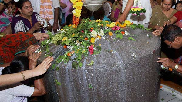 ஹரித்துவாரில் கூட்டம்