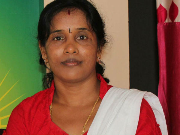 Sumathi Teacher giving Free Yoga Training to Tribals Sumathi Teacher giving Free Yoga Training to Tribals