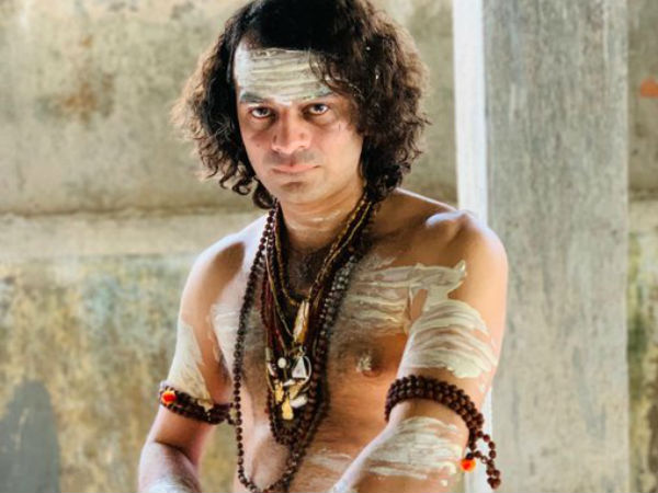 தற்போது சிவபெருமான் வேடம்