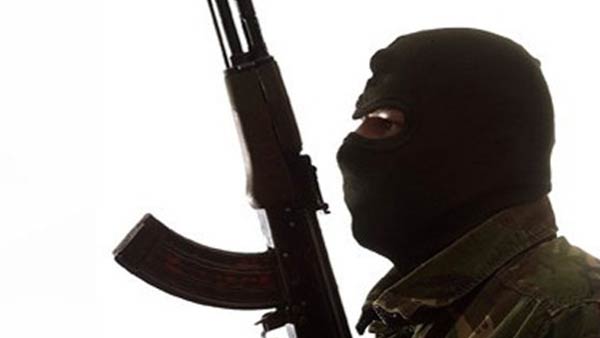 2 killed in Pakistan airport firing 2 killed in Pakistan airport firing