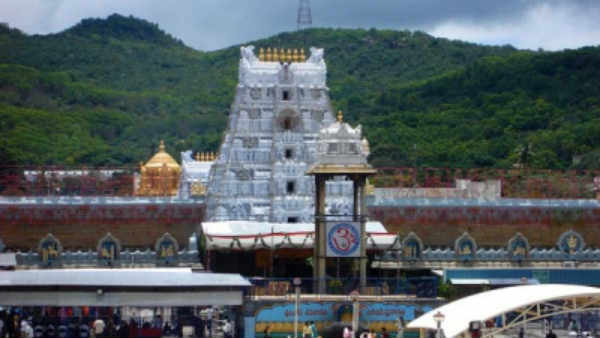 Pilgrims visiting Tirupati July 17th lunar eclipse .. Temple timing change Pilgrims visiting Tirupati July 17th lunar eclipse .. Temple timing change