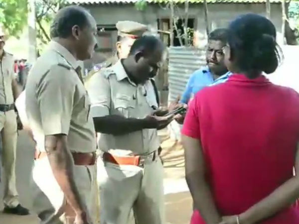 இரும்புவேலி
