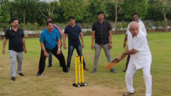 Yeddyurappa Plays Cricket With Party mlas At Bengaluru Hotel Yeddyurappa Plays Cricket With Party mlas At Bengaluru Hotel