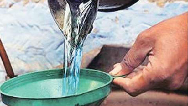 The amount of kerosene supplied to ration card holders in Tamilnadu reduced The amount of kerosene supplied to ration card holders in Tamilnadu reduced