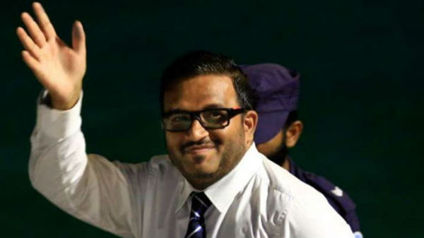 How Maldives Ex VP board in Indian ship? How Maldives Ex VP board in Indian ship?
