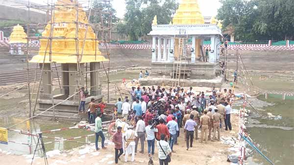 Athi varadar darshan over after 48 days in kanchipuram Athi varadar darshan over after 48 days in kanchipuram
