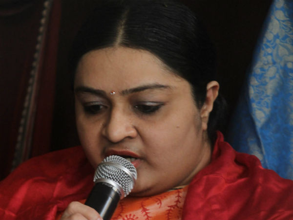 மாற்றுக் கட்சியில்