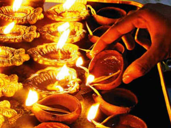 தீபம் ஏற்றும் நேரம்