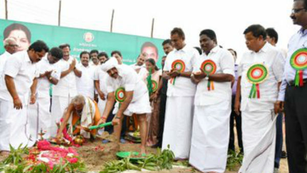 TN CM Edappadi Palanisamy started panappakam lake cleaning work in thiruvallur TN CM Edappadi Palanisamy started panappakam lake cleaning work in thiruvallur