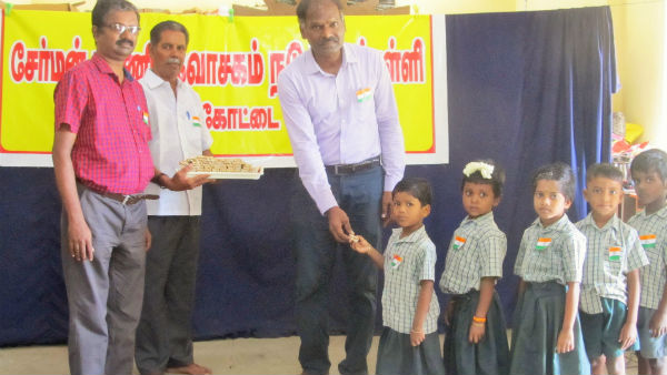 Devakottai school celebrates Independence day in difference Devakottai school celebrates Independence day in difference