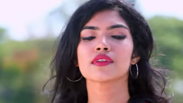 நிறைந்த பால் சொம்பு