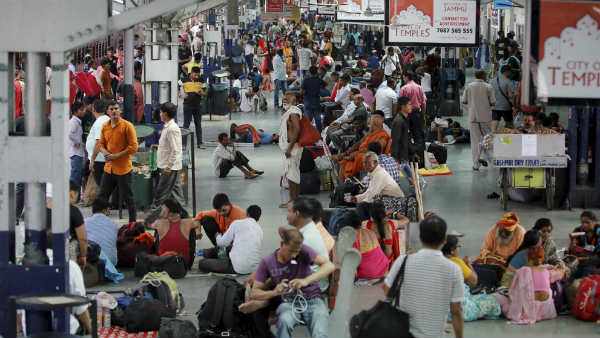 7 தீவிரவாதிகள் சுட்டுக்கொலை