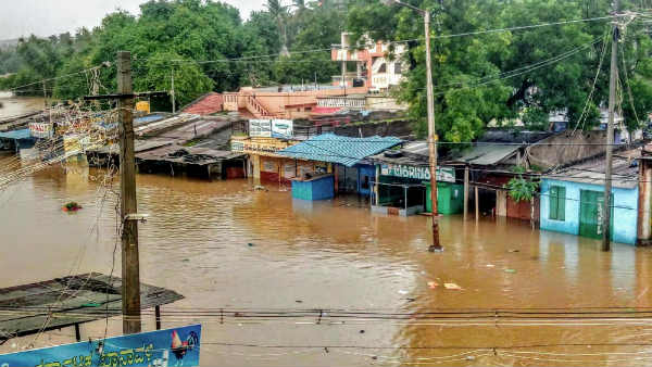 Red alert warning issued for Kerala, Malappuram, Kozhikode Red alert warning issued for Kerala, Malappuram, Kozhikode