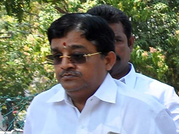 பொதுக் கூட்டம்