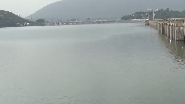 Mettur dams water level rises faster Mettur dams water level rises faster