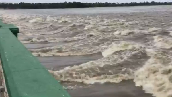 பொதுப்பணித் துறை அதிகாரிகள்