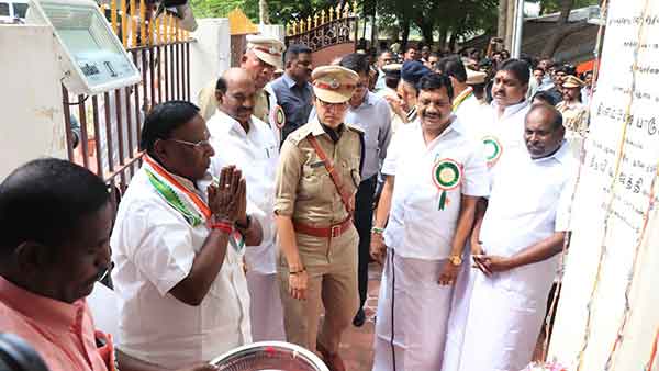 Narayanasamy calls Puducherry people to be united Narayanasamy calls Puducherry people to be united