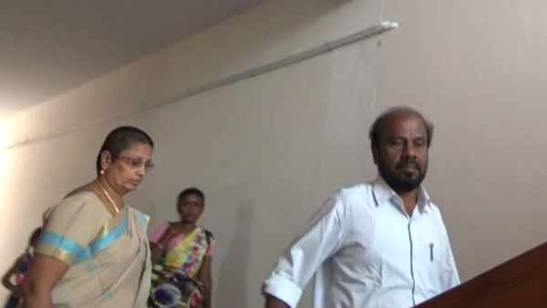 நிர்மலாவின் ரசிகர்