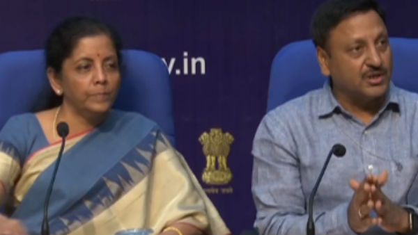 நிருபர்கள் சந்திப்பு