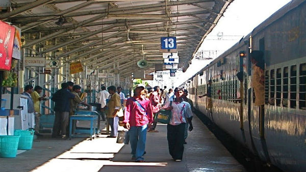 Railway ban single-use plastic material from 2 Oct Railway ban single-use plastic material from 2 Oct