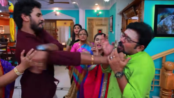 பேத்தியும் பாட்டியும்