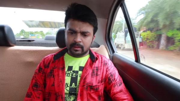 ரோஜா கைகோர்த்து