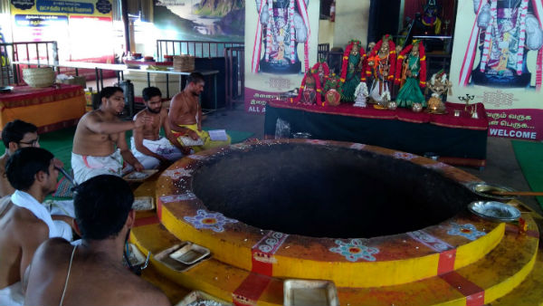Sri Raghavendra Swamys 348th Aradhana Vizha at Dhanvantri peedam Sri Raghavendra Swamys 348th Aradhana Vizha at Dhanvantri peedam