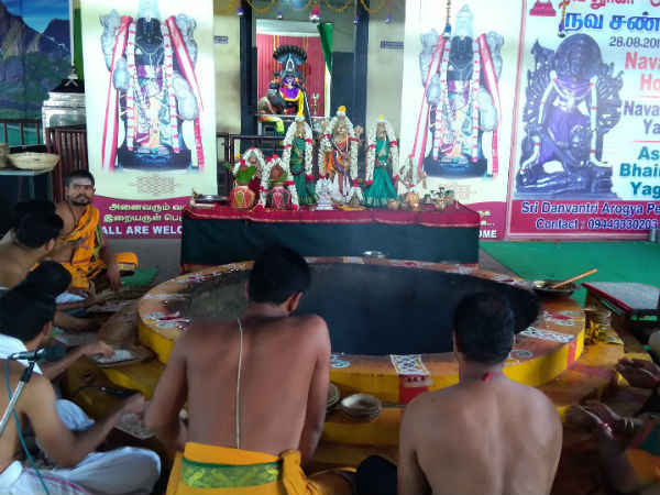 Sri Raghavendra Swamys 348th Aradhana Vizha at Dhanvantri peedam Sri Raghavendra Swamys 348th Aradhana Vizha at Dhanvantri peedam